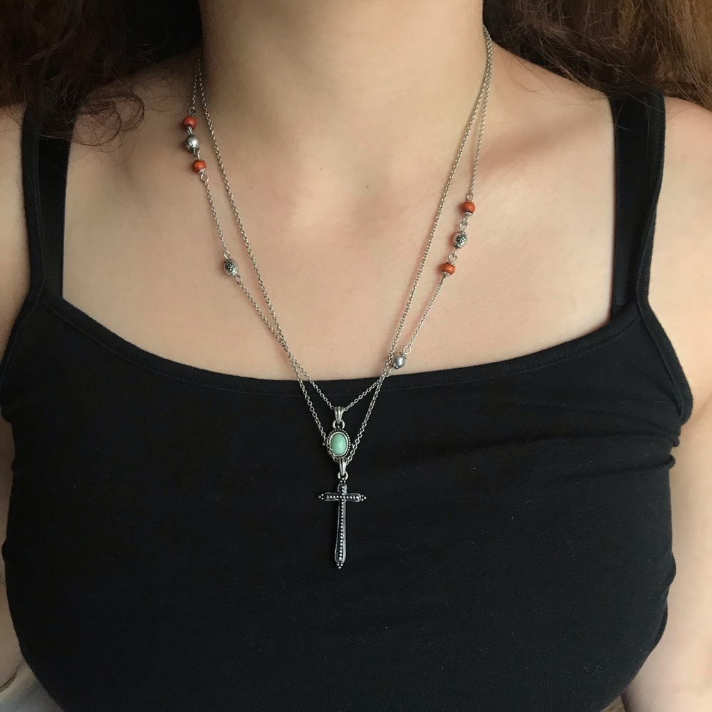 Boutique cross necklace